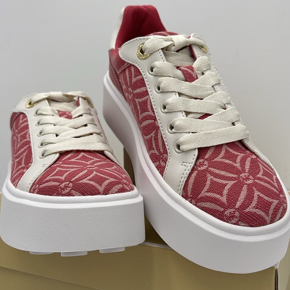 MICHAEL KORS ROMEY LACE UP MK FOULARD JQD MD
49F4RMFS1Y
LT BRY SBT - Picture 5 of 16